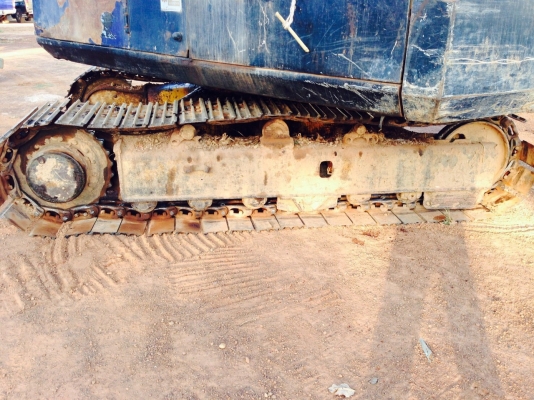 ขายแม็คโคร KOMATSU PC100-3 สภาพใช้งานได้ โซ่ใหม่1ข้าง อิกข้างโซ่อ่อน รถใช้งานได้ปกติ เอกสารสัญญาซื้อขาย