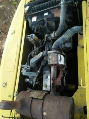 KOMATSU PC200-6 KOMATSU PC200-6