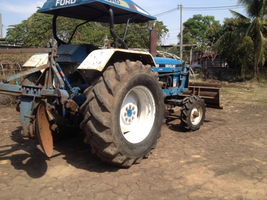 ขายด่วน เครื่องมือการเกษตร  รถไถ  Ford  6600   T3ขายถูก รถสภาพสวยขาย ราคา 275,000