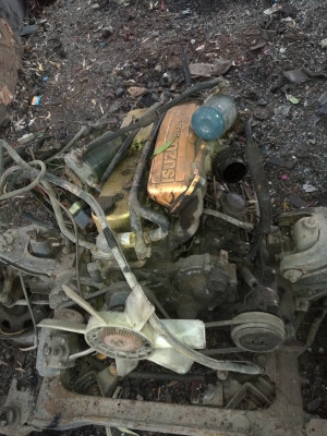 ขายเครื่องอีซุซุ พร้อมเกียร์ สี่หมืนสองพันบาท ขายเครื่องอีซุซุ พร้อมเกียร์ สี่หมืนสองพันบาท