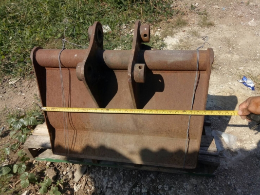 บุ้งกี่รถ40