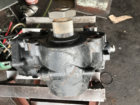 ขายกระปุกพวงมาลัย Volvo,UD ขายกระปุกพวงมาลัย Volvo,UD