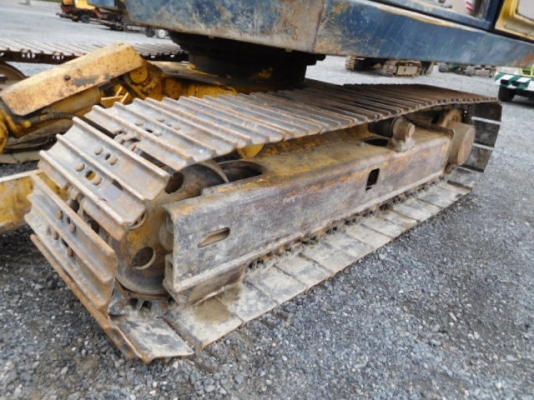 ขายรถขุดนำเข้าเก่าญี่ปุ่น komatsu pc60-6 มีใบมีด รถสวยเดิมๆ สนใจติดต่อสอบถาม 092-3309229 อีด