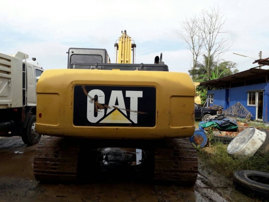 ขายรถแบคโฮ CAT 320 D ราคา 2000000