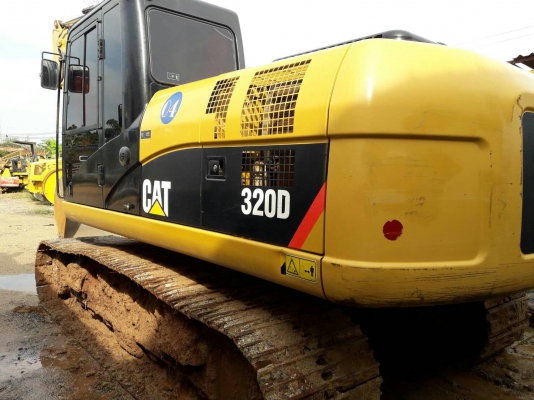 ขายรถแบคโฮ CAT 320 D ราคา 2000000