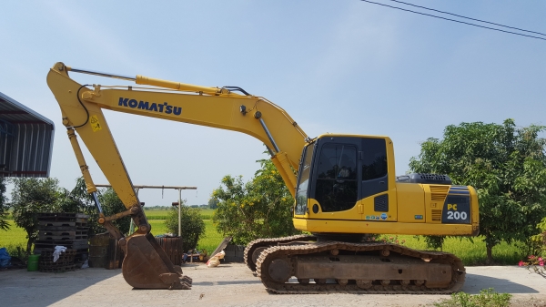 ขายkomatsu PC 200-8N1