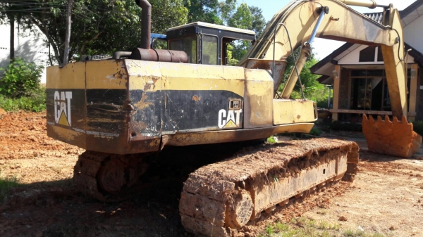 ขายด่วนรถแบคโฮ CAT E200Bรถสวยสภาพพร้อใใช้งาน เอกสารไม่มี