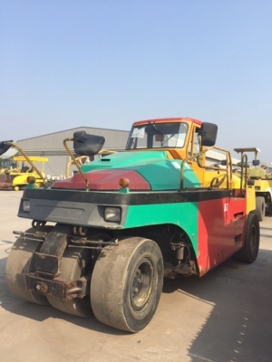 มาถึงเมืองไทยแล้ว รถบดล้อยาง 7 ล้อ KAWASAKI K20WHA