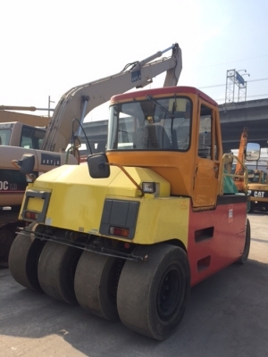 มาถึงเมืองไทยแล้ว รถบดล้อยาง 7 ล้อ KAWASAKI K20WHA