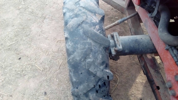 รถไถ 36 แรงปี 53 อุปกร 3 อย่าง ซ. ม 2500 นิด ฯฯ มือเดียวป้ายแดง ราคาเบาฯฯ 225000 บาท วันทูคอล 098 668- 3479 dtac 094 283-9369 สิทธิ์ คับ รถไถ 36 แรงปี 53 อุปกร 3 อย่าง ซ. ม 2500 นิด ฯฯ มือเดียวป้ายแดง ราคาเบาฯฯ 225000 บาท วันทูคอล 098 668- 3479 dtac 094 283-9369 สิทธิ์ คับ