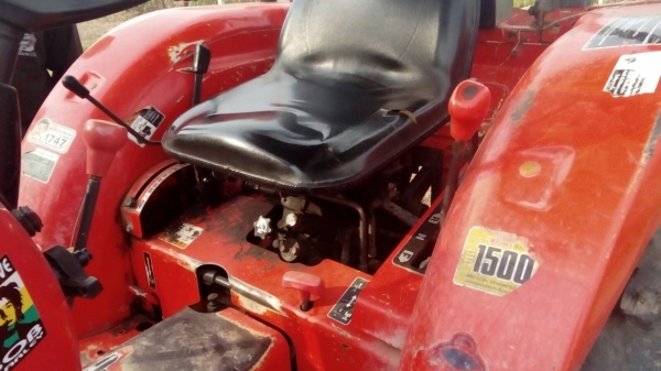 รถไถ 36 แรงปี 53 อุปกร 3 อย่าง ซ. ม 2500 นิด ฯฯ มือเดียวป้ายแดง ราคาเบาฯฯ 225000 บาท วันทูคอล 098 668- 3479 dtac 094 283-9369 สิทธิ์ คับ รถไถ 36 แรงปี 53 อุปกร 3 อย่าง ซ. ม 2500 นิด ฯฯ มือเดียวป้ายแดง ราคาเบาฯฯ 225000 บาท วันทูคอล 098 668- 3479 dtac 094 283-9369 สิทธิ์ คับ