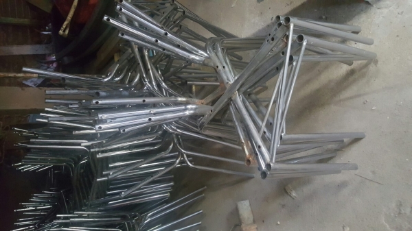 ขาเก้าอี้เหล็ก