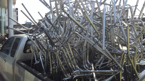 ขาเก้าอี้เหล็ก