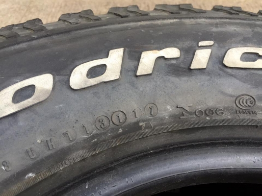 ยางBF ko All-Terrain USA. 265/75/16 ผ้าใบ10ชั้น สภาพสวย 4เส้น9500 ยางBF ko All-Terrain USA. 265/75/16 ผ้าใบ10ชั้น สภาพสวย 4เส้น9500