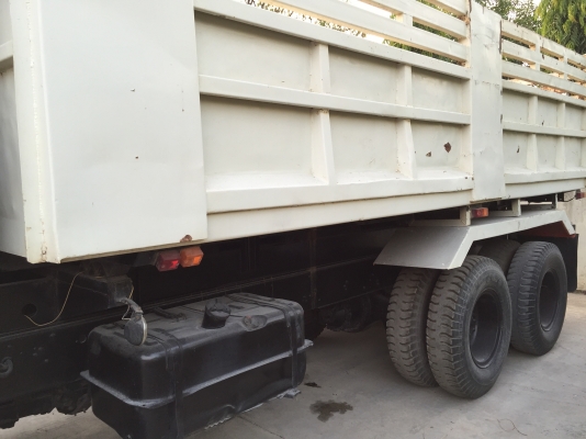 สองคันสุดท้ายแล้วครับ TF-6966และMMTF528ยูโรวัน รถห้างแท้ๆ