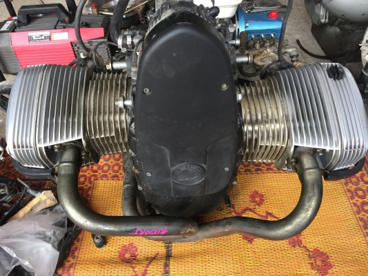 ขายเครื่อง BMW R1100 RT (ลดไปเลย 10,000 เหลือ 25,000 บาทค่ะ)