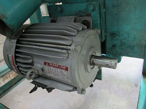 ขายโต๊ะเลื่อยวงเดือนตัดไม้ อลูมิเนียมได้เหล็กหนาแข็งแรง ขายโต๊ะเลื่อยวงเดือนตัดไม้ อลูมิเนียมได้เหล็กหนาแข็งแรง