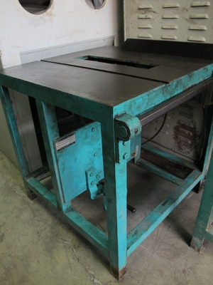 ขายโต๊ะเลื่อยวงเดือนตัดไม้ อลูมิเนียมได้เหล็กหนาแข็งแรง ขายโต๊ะเลื่อยวงเดือนตัดไม้ อลูมิเนียมได้เหล็กหนาแข็งแรง