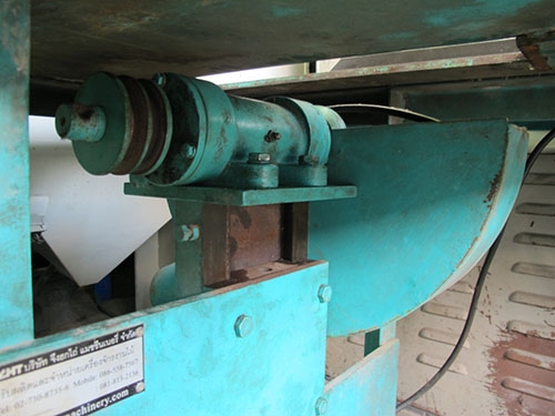 ขายโต๊ะเลื่อยวงเดือนตัดไม้ อลูมิเนียมได้เหล็กหนาแข็งแรง ขายโต๊ะเลื่อยวงเดือนตัดไม้ อลูมิเนียมได้เหล็กหนาแข็งแรง