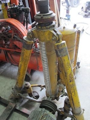 ขายแม่แรง3ขา ไฮดรอลิค ของอเมริกาแท้ ตัวใหญ่สูงแข็งแรง20ตัน ขายแม่แรง3ขา ไฮดรอลิค ของอเมริกาแท้ ตัวใหญ่สูงแข็งแรง20ตัน