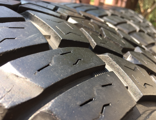 ยาง All Cooper 275 55 20 ปลายปี12 ดอกเต็ม ใช้ยาว ราคาไม่แพง ยาง All Cooper 275 55 20 ปลายปี12 ดอกเต็ม ใช้ยาว ราคาไม่แพง