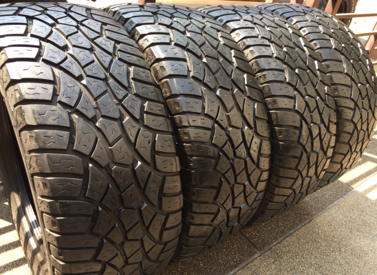 ยาง All Cooper 275 55 20 ปลายปี12 ดอกเต็ม ใช้ยาว ราคาไม่แพง ยาง All Cooper 275 55 20 ปลายปี12 ดอกเต็ม ใช้ยาว ราคาไม่แพง