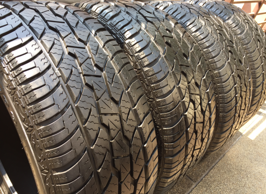 ยาง All Maxxis 265 50 20 ปลายปี14 ดอกเต็ม ไม่มีปะ ราคาไม่แพง