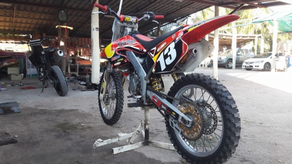 2001cr125