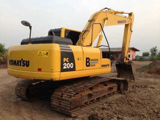 ขายด่วน!!Komatsu PC200-8 สภาพสวยค่ะ