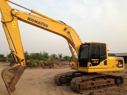 ขายด่วน!!Komatsu PC200-8 สภาพสวยค่ะ
