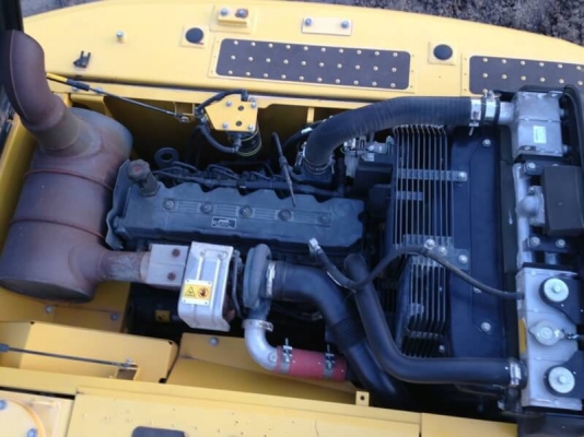 ขายด่วน!! Komatsu PC200-8M0 สภาพสวยค่ะ