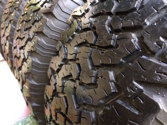 ล้อ 18 พร้อมยาง bf all 285/65/18 ปี13