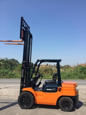 ขายรถยก 3 ตัน TOYOTA 7FD30