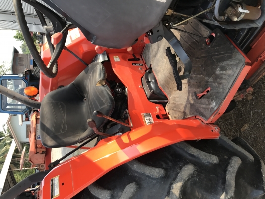 ขายรถไถคูโบต้าL4508Di พร้อมดันหน้า+ผานบุกตราช้าง เล่มทะเบียนพร้อมโอนคับ