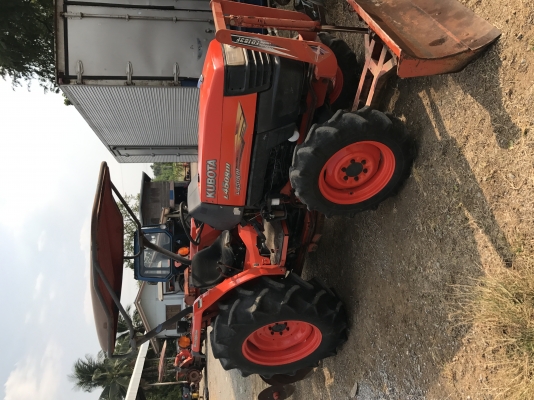 ขายรถไถคูโบต้าL4508Di พร้อมดันหน้า+ผานบุกตราช้าง เล่มทะเบียนพร้อมโอนคับ