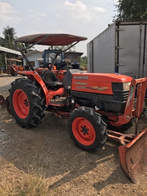 ขายรถไถคูโบต้าL4508Di พร้อมดันหน้า+ผานบุกตราช้าง เล่มทะเบียนพร้อมโอนคับ