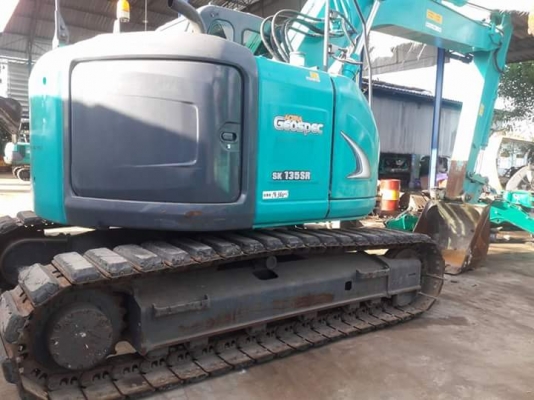 ขายKOBELCO SK135SR YY06  ปี2010  เครื่องคอมมอนเรล  เปิดได้รอบคัน  ใช้งานมาแค่  3,XXX ชั่วโมง  ลองระบบกันได้ทุกวัน  โทร  089-3818694  ดวงนภา