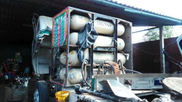 ขายถัง NGV 8 ถังถอดจากรถบรรทุก ขายถัง NGV 8 ถังถอดจากรถบรรทุก