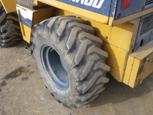 ขาย : รถตัก ยี่ห้อ : KOMATSU  รุ่น : WA30-2