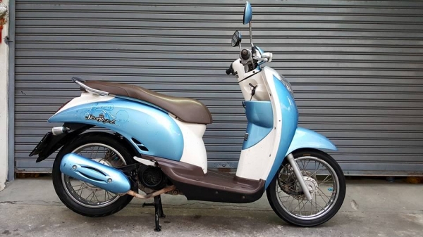 HONDA SCOOPY-i 110 CC วิ่งน้อย 1X,XXX KM รุ่นนี้ออกแบบสวย ฟรีค่าโอน HONDA SCOOPY-i 110 CC วิ่งน้อย 1X,XXX KM รุ่นนี้ออกแบบสวย ฟรีค่าโอน