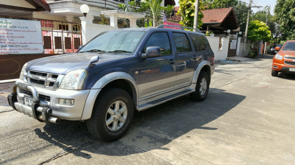 advanture 4 wd ( 239,000 บาท)สวยเดิม ทั้งคัน ดีเซล 3000 turbo เครื่องดี รถสวย