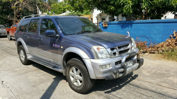 advanture 4 wd ( 239,000 บาท)สวยเดิม ทั้งคัน ดีเซล 3000 turbo เครื่องดี รถสวย