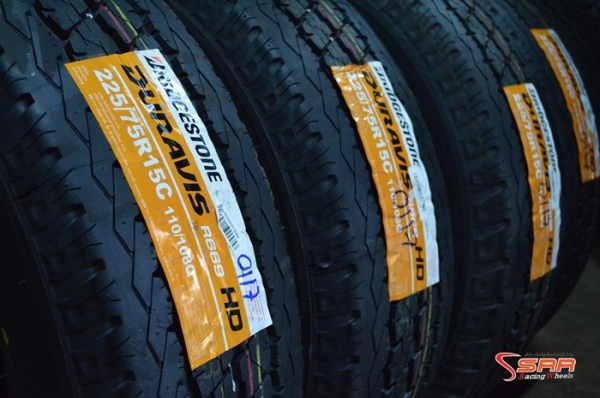 BRIDGESTONE R669 225/75R15 ปี17 เส้นละ 4,500 บาท BRIDGESTONE R669 225/75R15 ปี17 เส้นละ 4,500 บาท