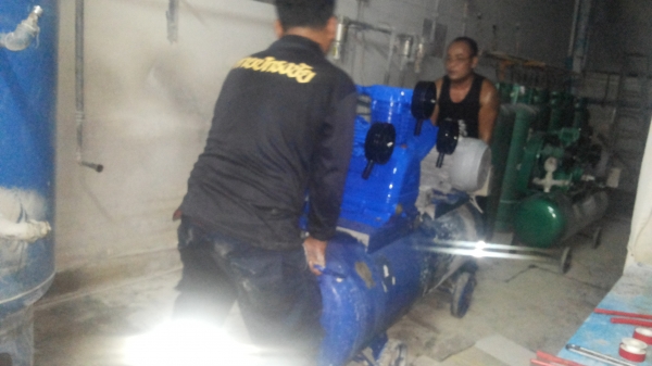 ซ่อม ขาย ให้เช่า ปั้มลมลูกสูบ สกรู แวนทุกยี่ห้อ 0912152886 ทั่วราชอาณาจักร ซ่อม ขาย ให้เช่า ปั้มลมลูกสูบ สกรู แวนทุกยี่ห้อ 0912152886 ทั่วราชอาณาจักร