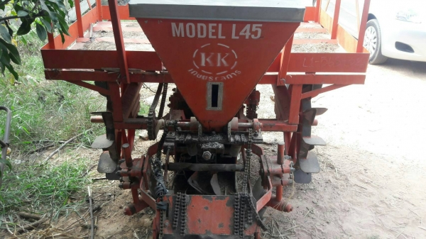 หางปลูกอ้อยร่องคู่kkใส่45_47_50_60แรง หางปลูกอ้อยร่องคู่kkใส่45_47_50_60แรง