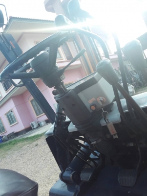 ขายรถยก TOYOTA 5FG20 เครื่องเบนซิน 5k เสาสูง 3 เมตร ยกได้ 2 ตัน เกียร์ธรรมดา รถนอกนำเข้า ติดต่อ 098-7962549