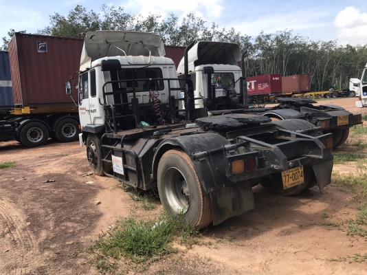 ขายหัวลาก หกล้อ  225 แรง  รถตามภาพ มี 8คัน  เอกสารพร้อม  ราคา 380,000  บาท