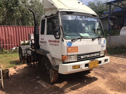 ขายหัวลาก หกล้อ  225 แรง  รถตามภาพ มี 8คัน  เอกสารพร้อม  ราคา 380,000  บาท