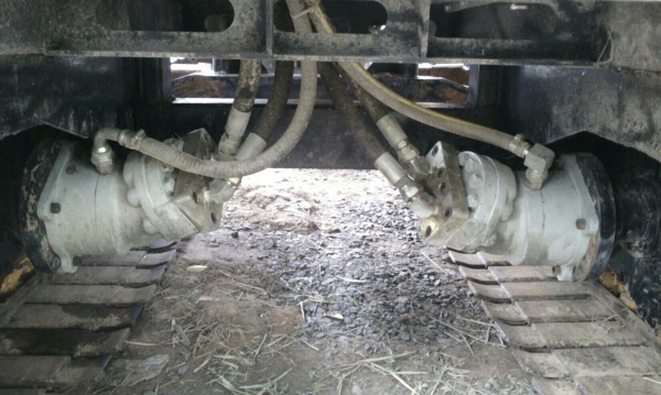 รถเกี่ยวข้าวไอคอมไบ ปี59 สภาพสวยรถ1เดือน ไช้น้อยเกี่ยวเฉพาะนาปีเดินเบาคล่องลุยหล่มดี ช่วงล่างเต็มพร้อมลงงาน รถเกี่ยวข้าวไอคอมไบ ปี59 สภาพสวยรถ1เดือน ไช้น้อยเกี่ยวเฉพาะนาปีเดินเบาคล่องลุยหล่มดี ช่วงล่างเต็มพร้อมลงงาน