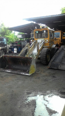 ขายรถตัก Cat 910 แขนยาว เครื่องดี เกียร์ดี มีเก๋งแอร์ พร้อมใช้ คุณวัลลพ 081-7555888